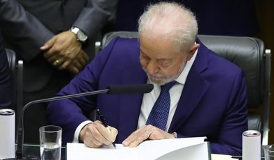 12 yıl sonra yeniden… Brezilya’nın yeni Devlet Başkanı Lula yemin etti