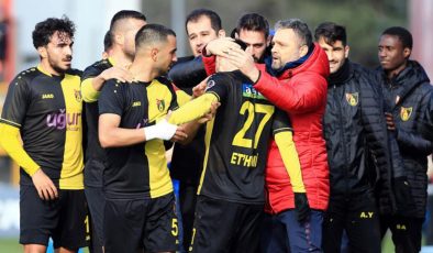 Ümraniyespor 0-2 İstanbulspor (Maçın özeti)