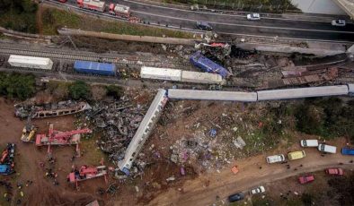 Yunanistan’da tren faciası: 43 ölü… Perastika yitona… Geçmiş olsun komşu